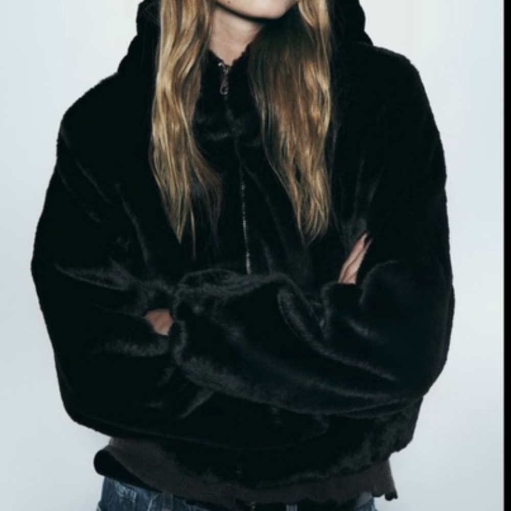 Zara Faux Fur Cropped Fit Hooded Bomber Coat